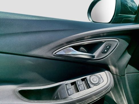 Used 2023 Buick Encore GX Preferred FWD image 9