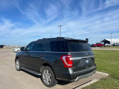 Used 2021 Ford Expedition XLT RWD image 4
