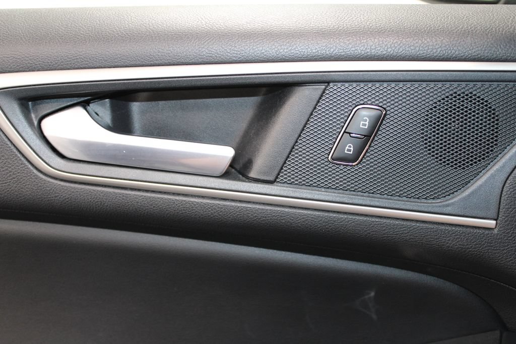 Used 2024 Ford Edge SEL AWD/4WD image 41