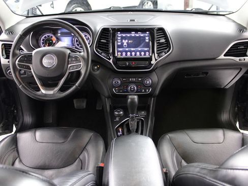 Used 2019 Jeep Cherokee Limited AWD/4WD image 27