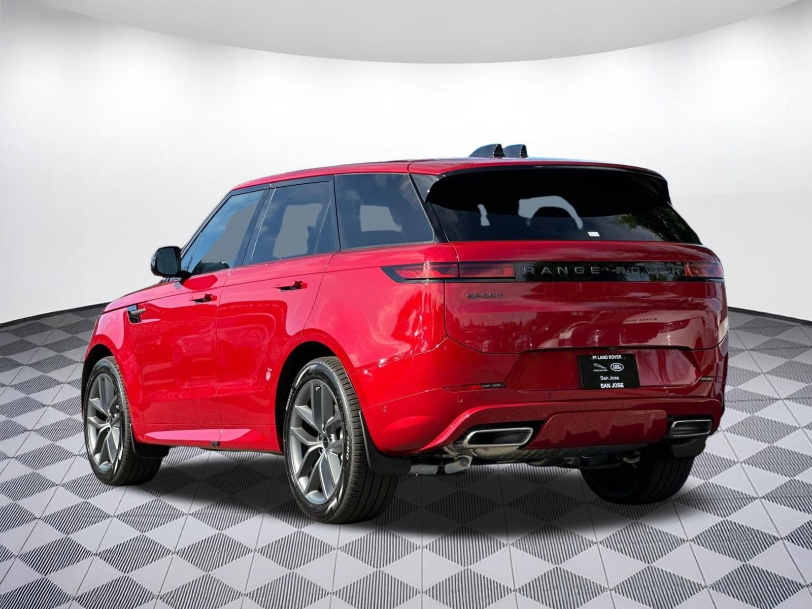 New 2026 Land Rover Range Rover Sport Dynamic SE AWD/4WD image 3