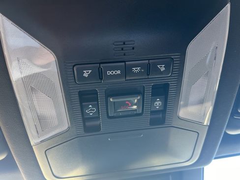 Used 2020 Toyota RAV4 XSE image 21