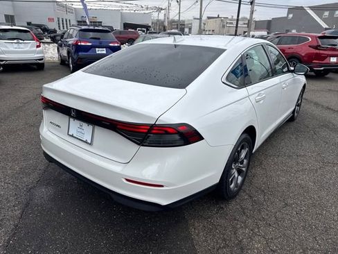 Used 2023 Honda Accord EX image 18