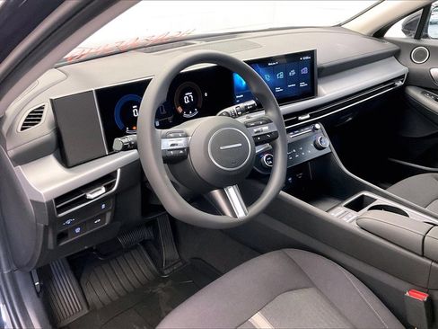 New 2025 Hyundai Sonata SEL image 7