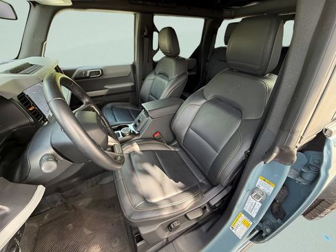 Used 2022 Ford Bronco Badlands w/ Sasquatch Package AWD/4WD image 18