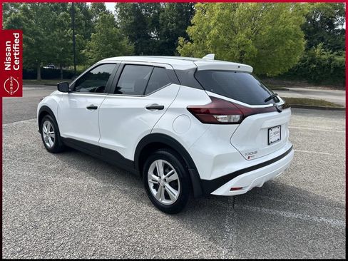 Certified 2025 Nissan Kicks Play S FWD image 5