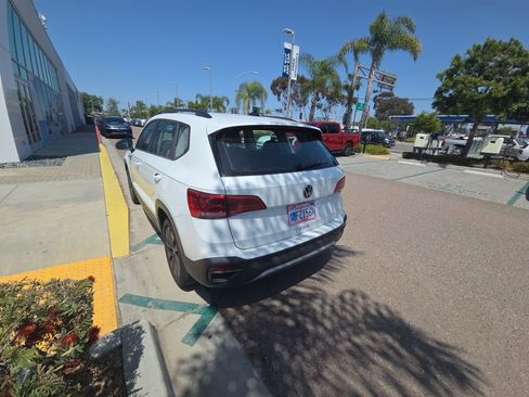 Used 2023 Volkswagen Taos S image 7