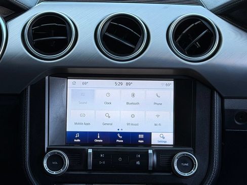 Used 2020 Ford Mustang Premium RWD image 40