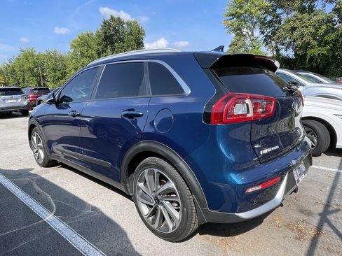 Used 2018 Kia Niro Touring FWD image 4