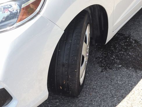Used 2019 Honda Fit LX image 35