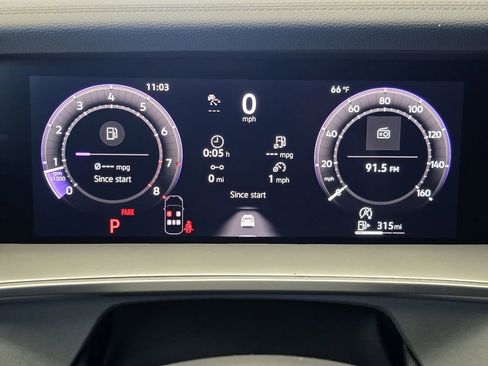 New 2026 Volkswagen Tiguan SE R-Line image 11