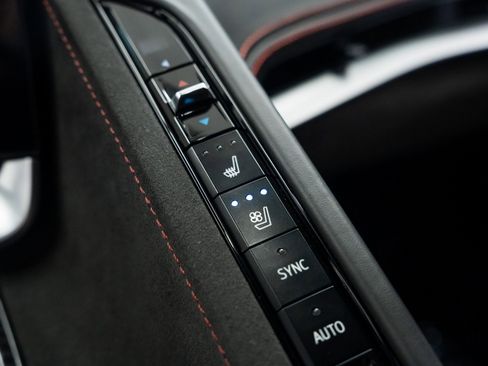 Used 2023 Chevrolet Corvette Z06 image 12