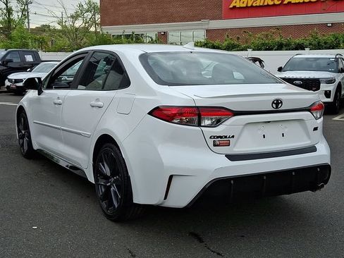 Certified 2024 Toyota Corolla SE FWD image 4