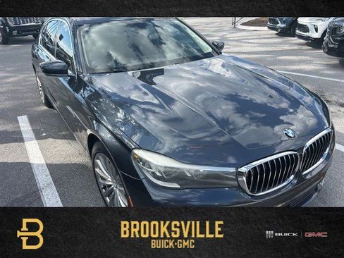 Used 2016 BMW 740i image 1
