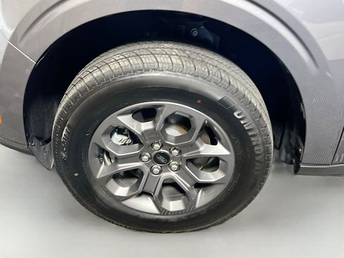 Used 2023 Ford Maverick XLT FWD image 13