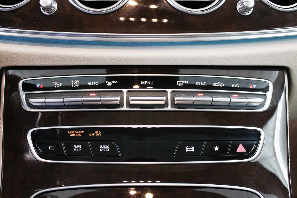 Used 2021 Mercedes-Benz E 450 4MATIC All-Terrain Wagon image 37