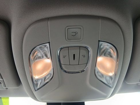 Certified 2022 Jeep Compass Limited w/ Elite Group image 16