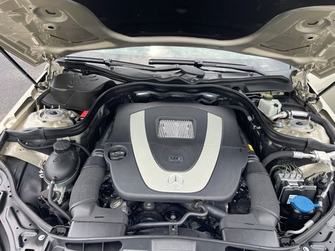 Used 2011 Mercedes-Benz E 350 Sedan image 9