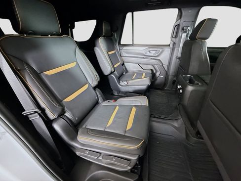 Used 2024 GMC Yukon AT4 w/ Technology Package image 28