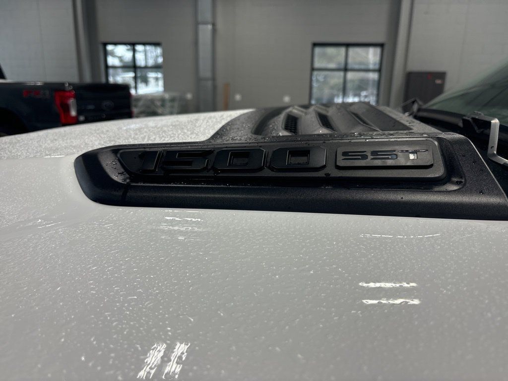 Used 2025 RAM 1500 Rebel AWD/4WD image 21