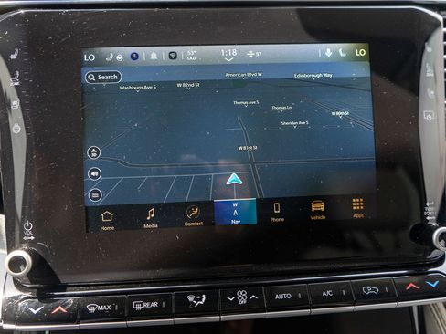 Used 2023 Jeep Wagoneer 4WD w/ Convenience Group I image 19