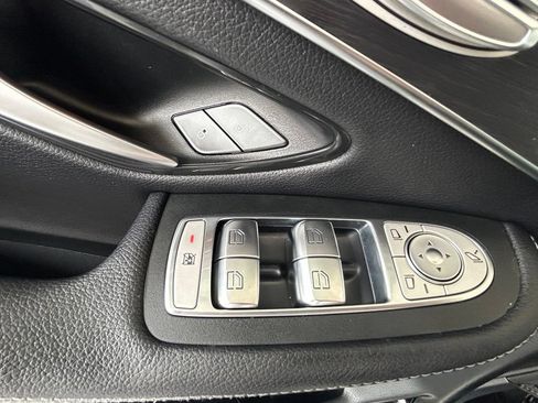 Used 2022 Mercedes-Benz GLC 300 4MATIC image 14