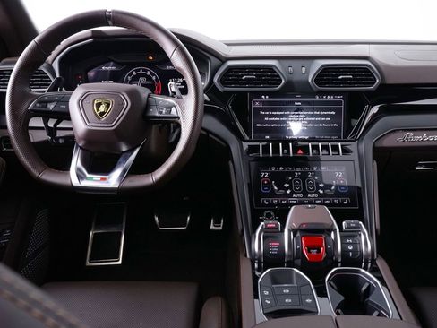 Used 2023 Lamborghini Urus S image 28