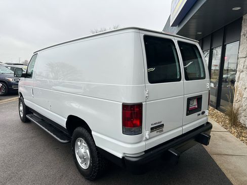 Used 2011 Ford E-250 and Econoline 250 w/ PWR Group image 5