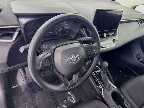 Certified 2024 Toyota Corolla LE image 9