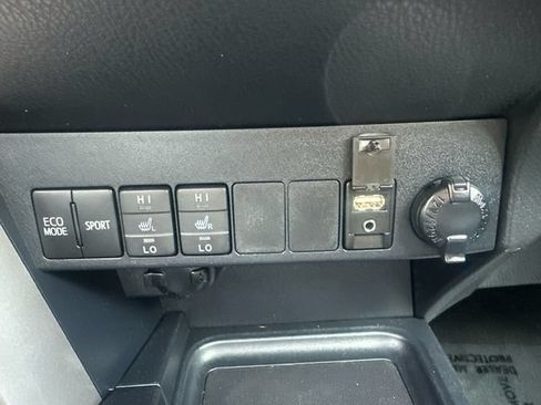 Used 2016 Toyota RAV4 Limited w/ Advanced Technology Package AWD/4WD image 36