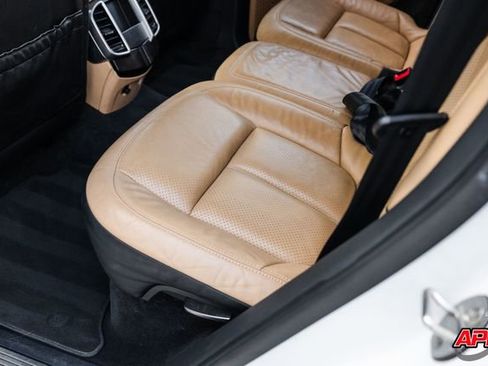 Used 2016 Porsche Cayenne image 64