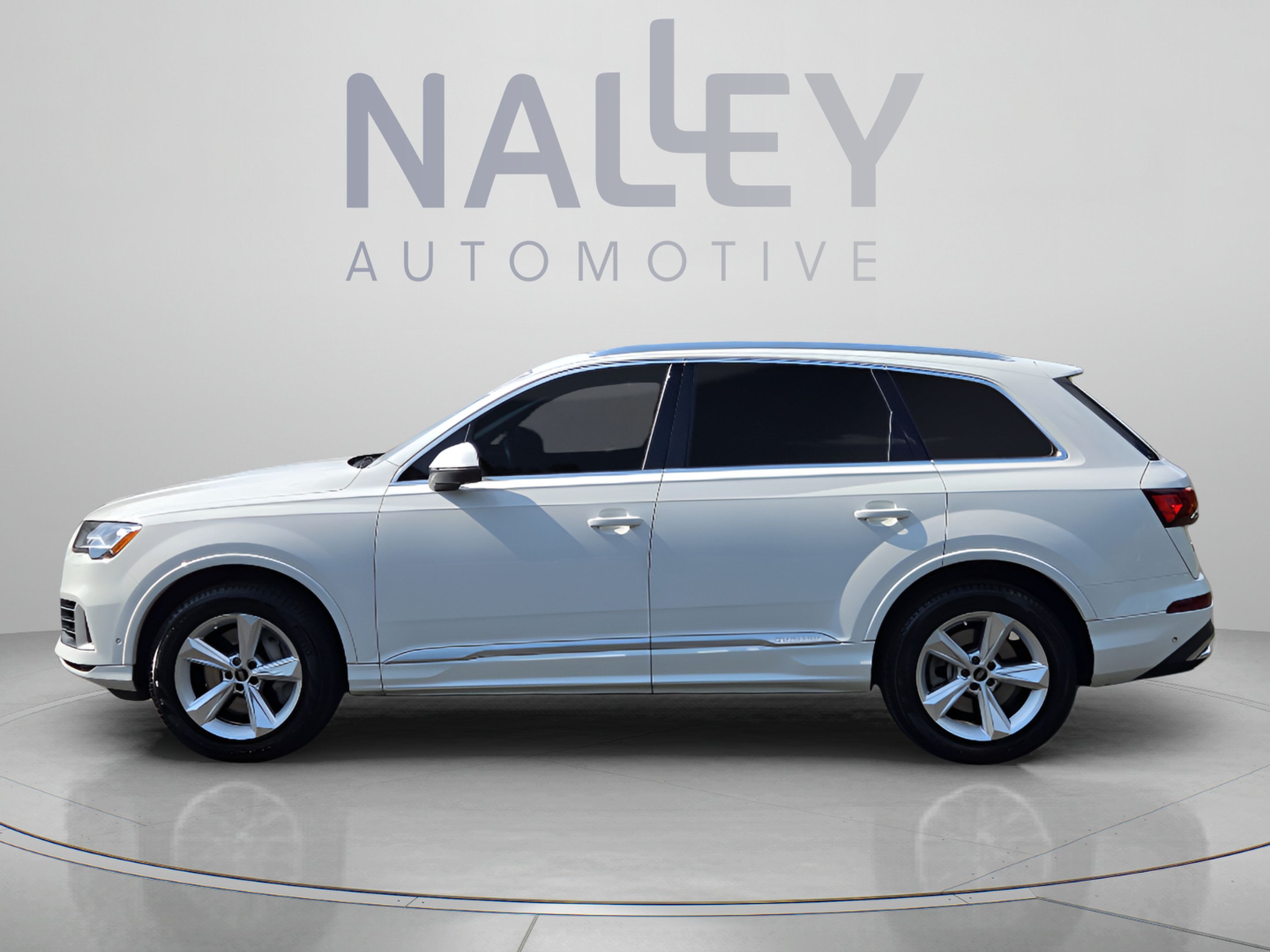Used 2022 Audi Q7 3.0T Premium AWD/4WD image 2