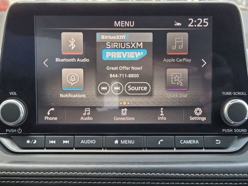 Used 2023 Nissan Rogue SV image 15