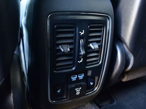 Used 2015 Jeep Grand Cherokee Limited RWD image 22