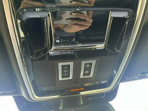 Used 2015 Land Rover Range Rover Supercharged image 37