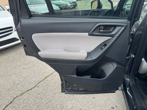 Used 2015 Subaru Forester 2.5i Premium w/ All-Weather Package image 14