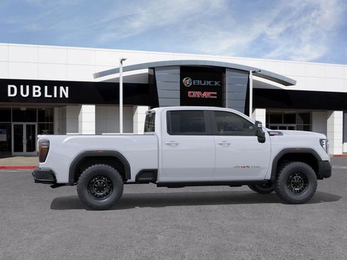 New 2026 GMC Sierra 2500 AT4X w/ AT4X AEV Edition image 3