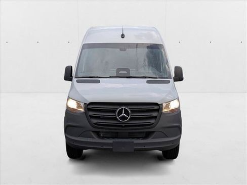 New 2025 Mercedes-Benz Sprinter 2500 image 6