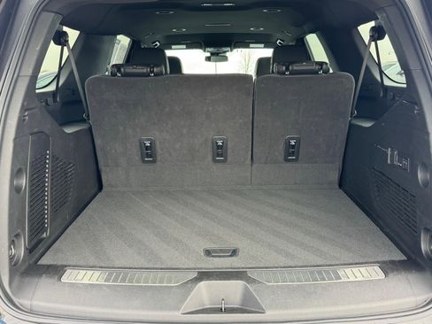 Certified 2025 GMC Yukon XL Denali image 4