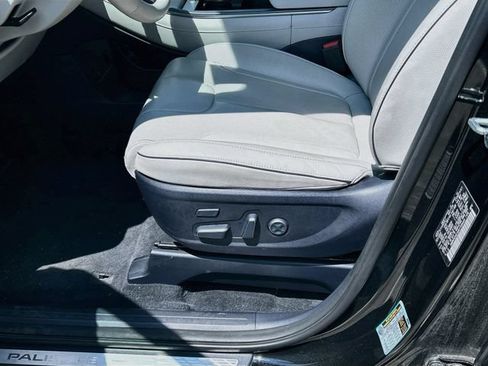 Used 2024 Hyundai Palisade Limited AWD/4WD image 12