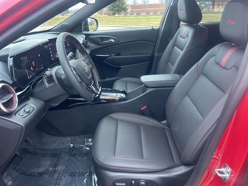 Used 2026 Chevrolet Trax RS w/ Driver Confidence Package image 18