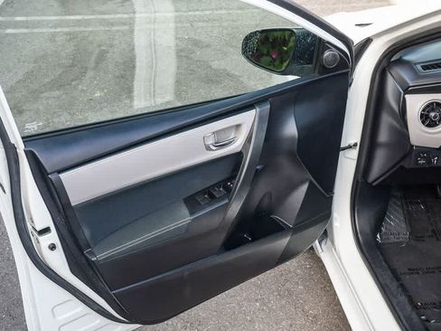 Used 2017 Toyota Corolla LE FWD image 25