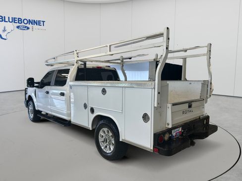 Used 2022 Ford F250 XL w/ STX Appearance Package AWD/4WD image 6
