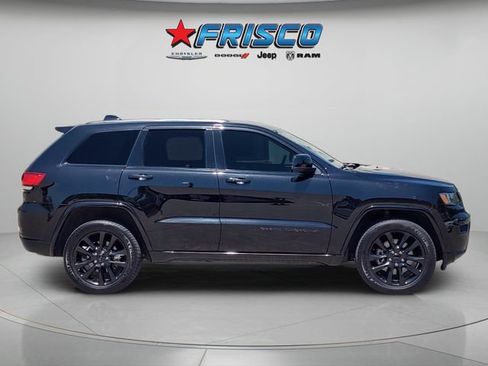 Used 2021 Jeep Grand Cherokee Laredo X AWD/4WD image 8