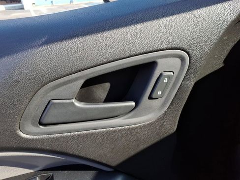 Certified 2021 Chevrolet Colorado W/T w/ WT Convenience Package image 17