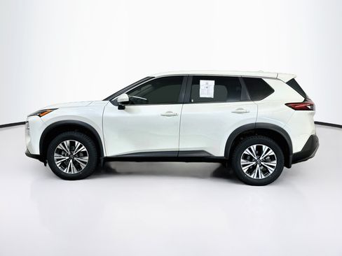 Used 2023 Nissan Rogue SV AWD/4WD image 4
