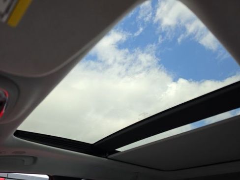 Used 2017 Jeep Grand Cherokee Summit image 7