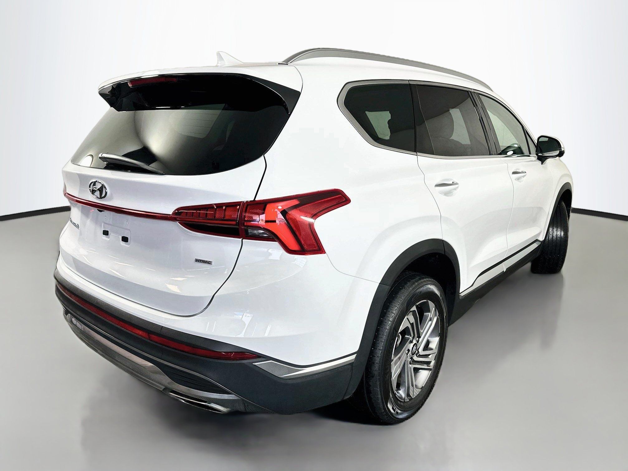 Certified 2023 Hyundai Santa Fe SEL w/ Premium Package AWD/4WD image 7