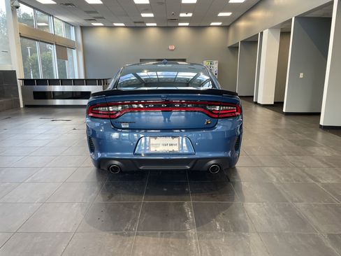 Used 2022 Dodge Charger Scat Pack RWD image 12