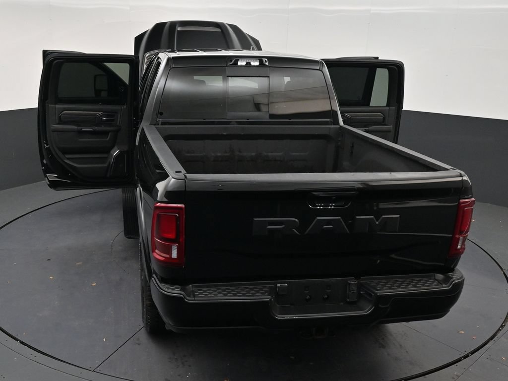 Used 2026 RAM 2500 Limited AWD/4WD image 32